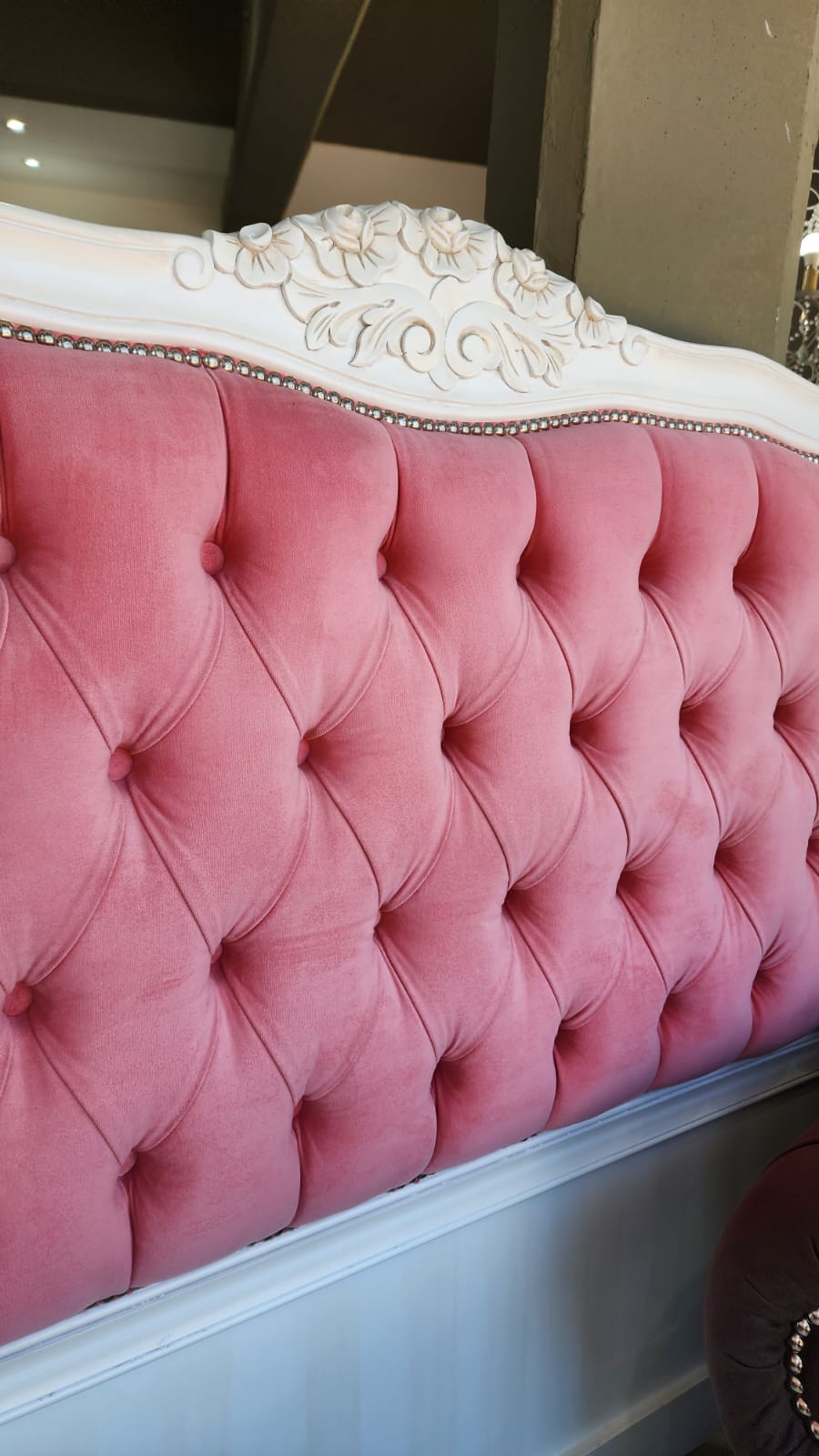 BOX CON CAJONES TELESCCOPICOS Y BOTINERO QUEEN - Imagen 4