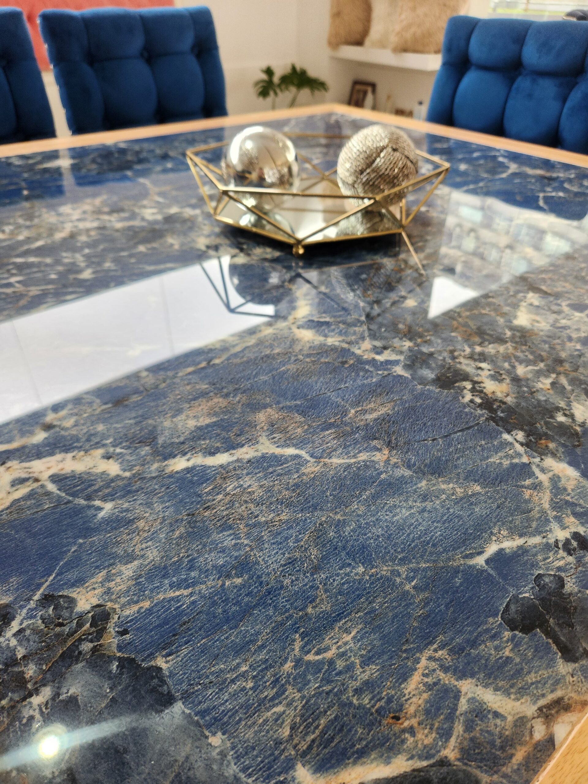 MESA BARCELONA CON PORCELANATO 140 x 140 - Imagen 4